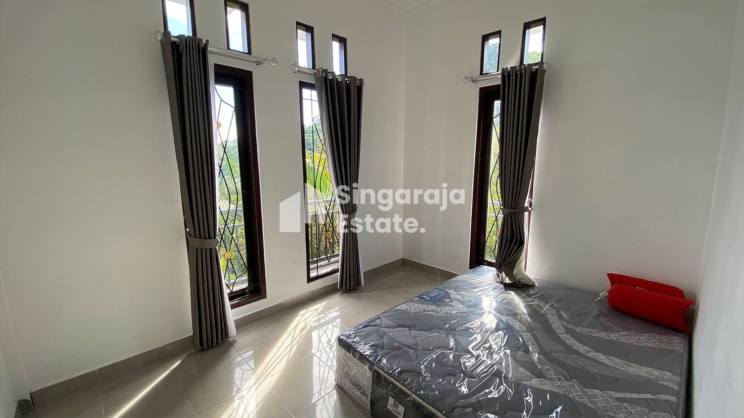 3-Story Villa with Sea View 10 Mins from Singaraja City Center - Image 6